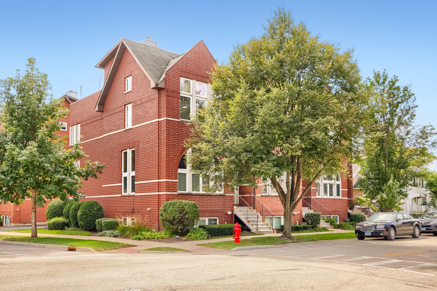 1127 E Prairie Avenue - Photo 3