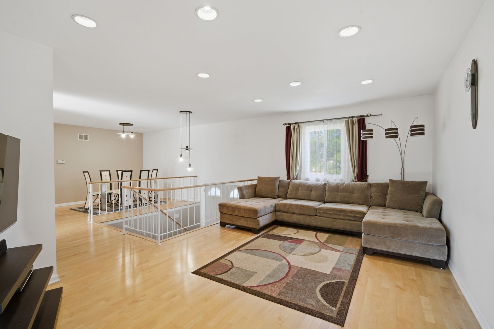 301 HORATIO Boulevard