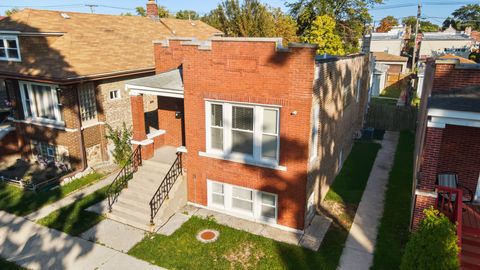 Tiny photo for 2523 S 58TH Court, Cicero, IL 60804 (MLS # 12518515)