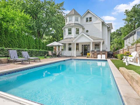 Tiny photo for Hinsdale, IL 60521 (MLS # 12722615)