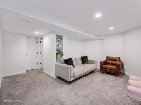 Tiny photo for Hinsdale, IL 60521 (MLS # 12722615)