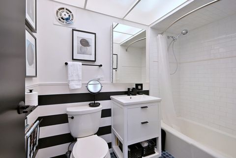 Tiny photo for 222 N Marion Street #2I, Oak Park, IL 60302 (MLS # 12619722)