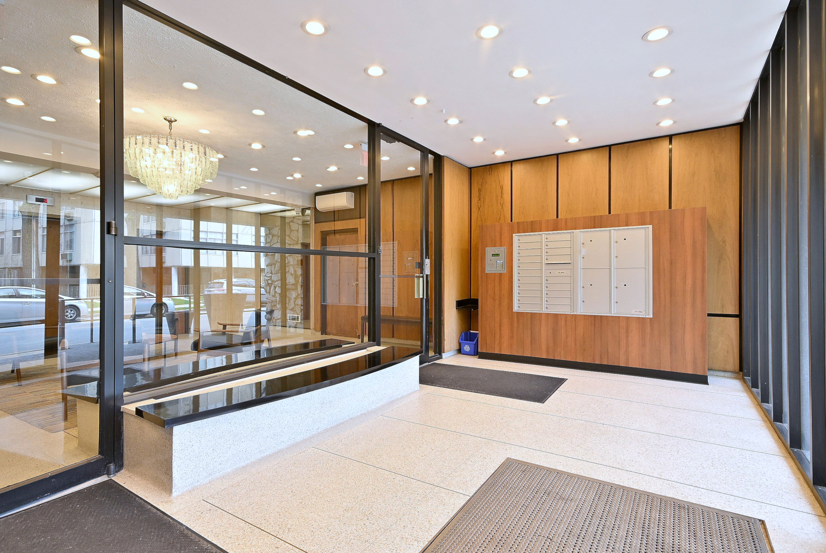 222 N Marion Street 2I