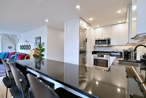 Tiny photo for 222 N Marion Street #2I, Oak Park, IL 60302 (MLS # 12619722)