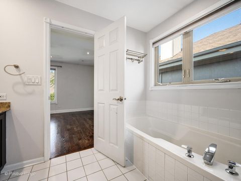 Tiny photo for 66 W 15TH Street, Chicago, IL 60605 (MLS # 12479854)