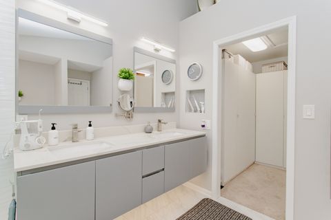 Tiny photo for 2189 AVALON Drive, Buffalo Grove, IL 60089 (MLS # 12616238)