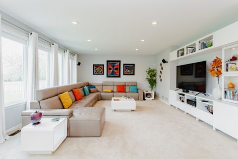 Tiny photo for 2189 AVALON Drive, Buffalo Grove, IL 60089 (MLS # 12616238)