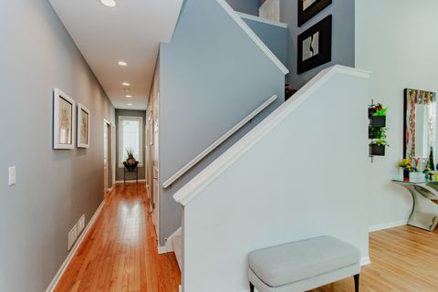 Tiny photo for 2189 AVALON Drive, Buffalo Grove, IL 60089 (MLS # 12616238)