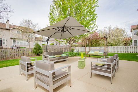 Tiny photo for 2189 AVALON Drive, Buffalo Grove, IL 60089 (MLS # 12616238)