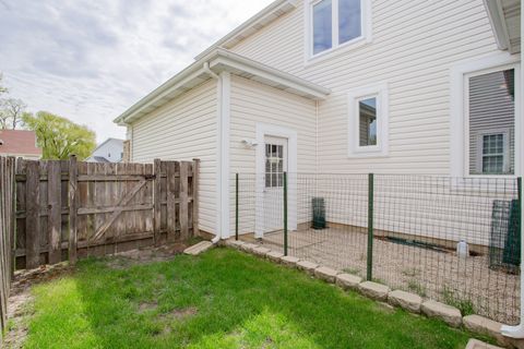 Tiny photo for 2189 AVALON Drive, Buffalo Grove, IL 60089 (MLS # 12616238)