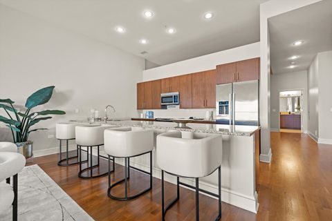 Tiny photo for 850 N Lake Shore Drive #305, Chicago, IL 60611 (MLS # 12530778)