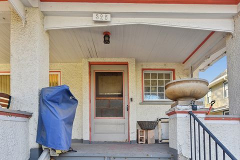 Tiny photo for 325 S Elmwood Avenue, Oak Park, IL 60302 (MLS # 12583316)