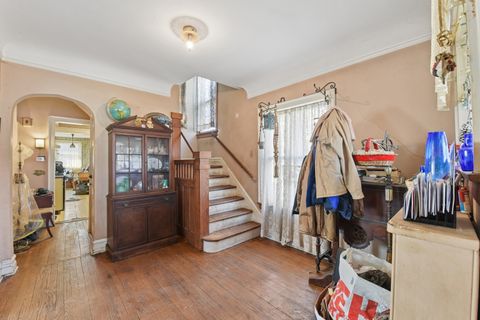 Tiny photo for 325 S Elmwood Avenue, Oak Park, IL 60302 (MLS # 12583316)