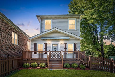 Photo of 6548 N SAYRE Avenue, Chicago, IL 60631 (MLS # 12690559)
