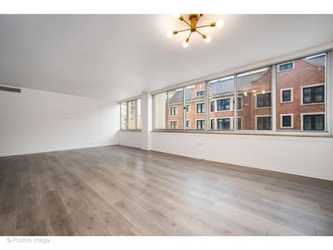 Tiny photo for 1 E Schiller Street #3C, Chicago, IL 60610 (MLS # 12583788)