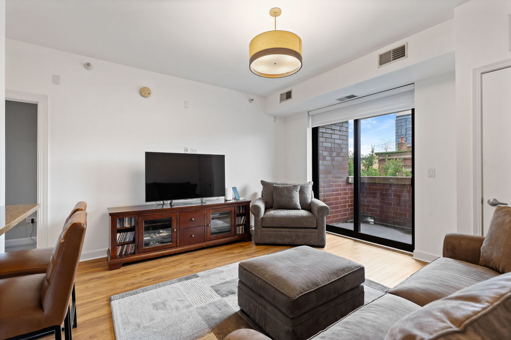 451 W HURON Street 505