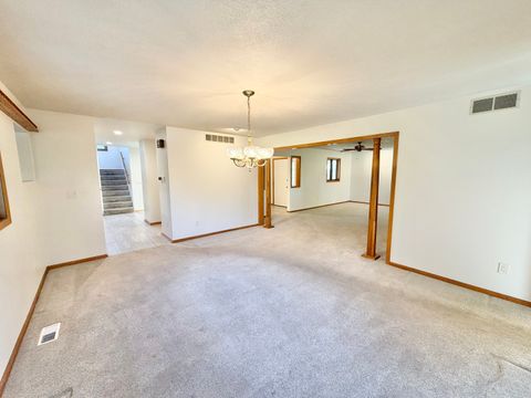 Tiny photo for 4893 Huxley Drive, Rockford, IL 61101 (MLS # 12490338)