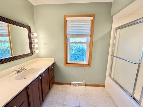 Tiny photo for 4893 Huxley Drive, Rockford, IL 61101 (MLS # 12490338)