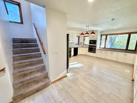 Tiny photo for 4893 Huxley Drive, Rockford, IL 61101 (MLS # 12490338)