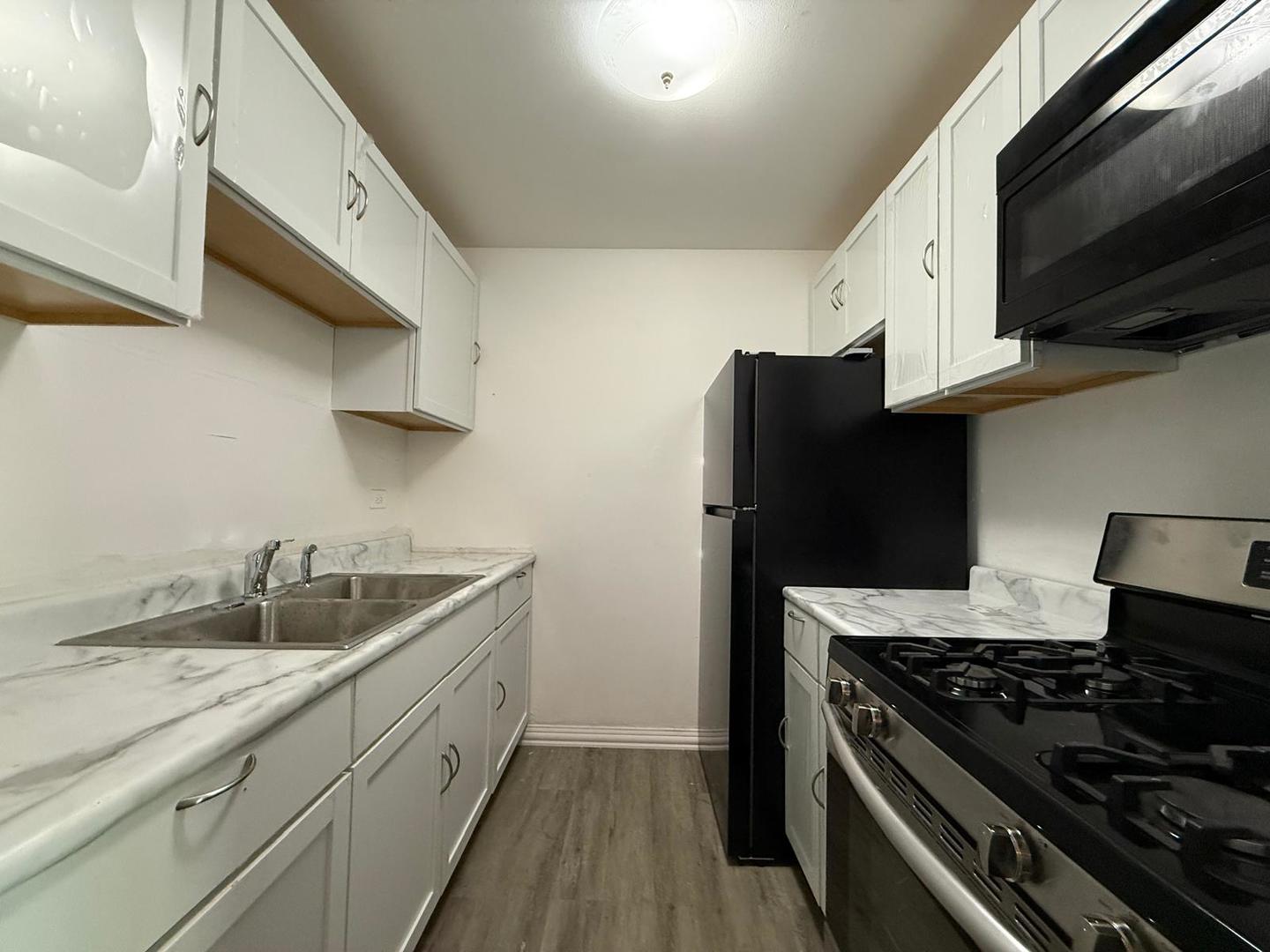 605 Hill Drive 206