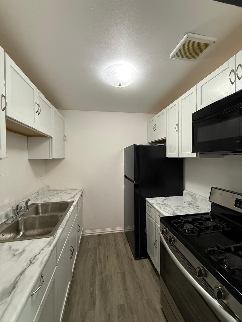 605 Hill Drive 206
