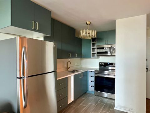 Tiny photo for 4250 N Marine Drive #832, Chicago, IL 60613 (MLS # 12481622)