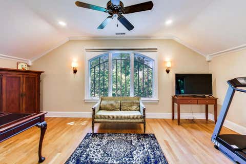 Tiny photo for 172 Barrypoint Road, Riverside, IL 60546 (MLS # 12651008)