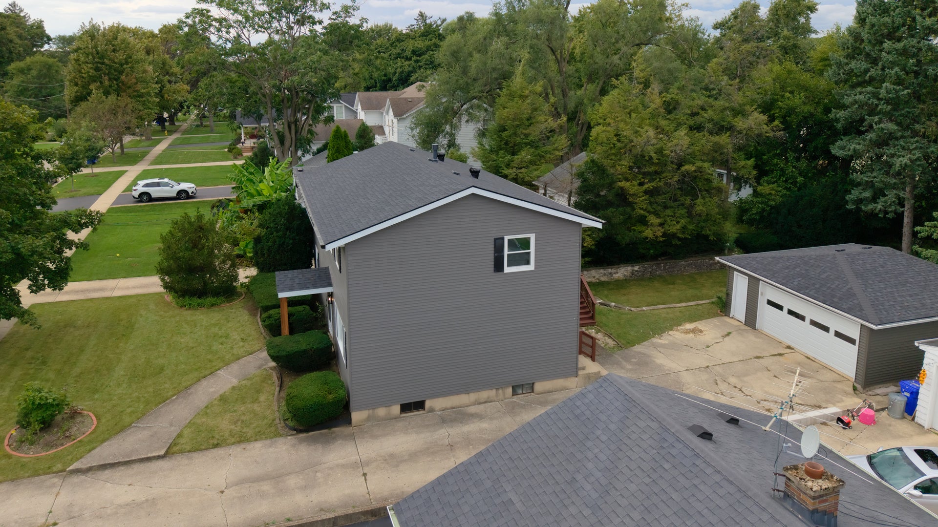829 E Evergreen Street