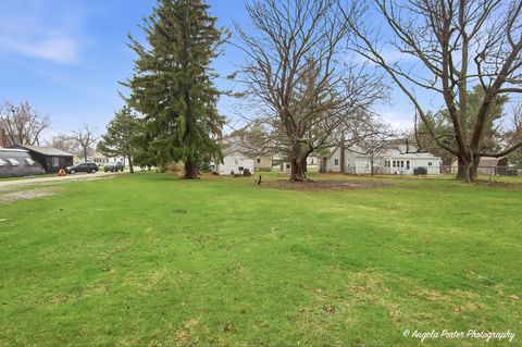 Tiny photo for 9712 Saint Albans Street, Hebron, IL 60034 (MLS # 12603170)