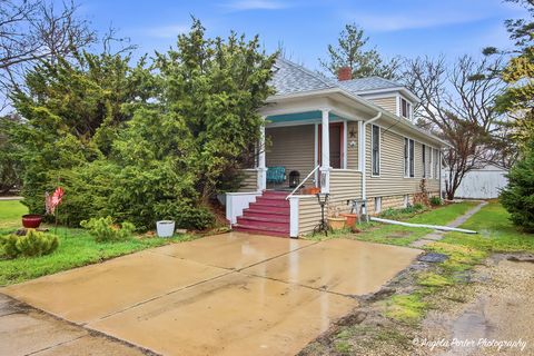 Photo of 9712 Saint Albans Street, Hebron, IL 60034 (MLS # 12603170)