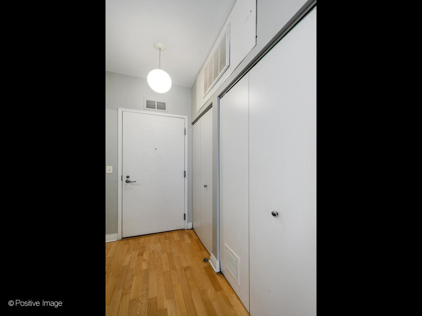 565 W QUINCY Street 1602