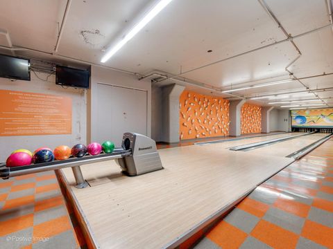 Tiny photo for 565 W QUINCY Street #1602, Chicago, IL 60661 (MLS # 12612091)