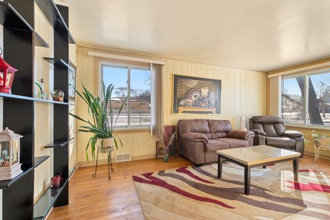 Tiny photo for 5252 W 89th Street, Oak Lawn, IL 60453 (MLS # 12564889)