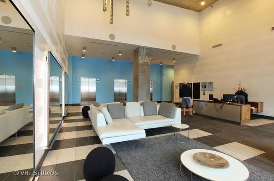 611 S Wells Street 1505