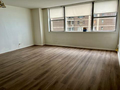 Tiny photo for 6301 N Sheridan Road #11N, Chicago, IL 60660 (MLS # 12413067)