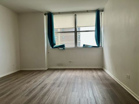 Tiny photo for 6301 N Sheridan Road #11N, Chicago, IL 60660 (MLS # 12413067)