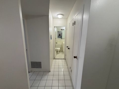 Tiny photo for 6301 N Sheridan Road #11N, Chicago, IL 60660 (MLS # 12413067)