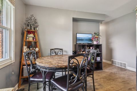 Tiny photo for 23W285 Armitage Avenue, Glen Ellyn, IL 60137 (MLS # 12436908)