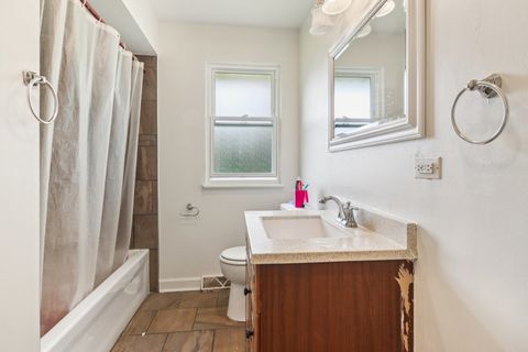 Tiny photo for 23W285 Armitage Avenue, Glen Ellyn, IL 60137 (MLS # 12436908)