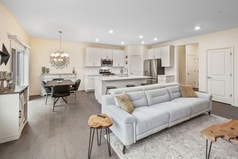 Tiny photo for 2646 Martini Street, Mundelein, IL 60060 (MLS # 12625589)