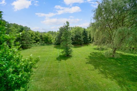 Tiny photo for 2623 Cobblestone Drive, Crystal Lake, IL 60012 (MLS # 12442123)