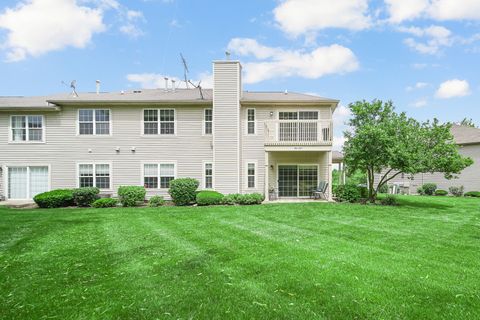 Tiny photo for 2623 Cobblestone Drive, Crystal Lake, IL 60012 (MLS # 12442123)