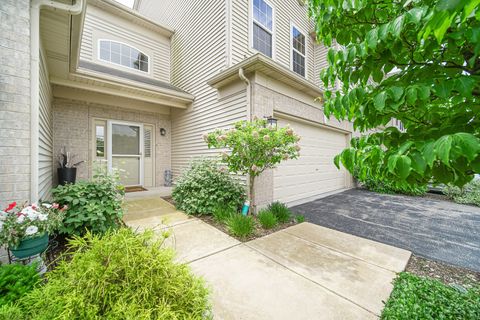 Tiny photo for 2623 Cobblestone Drive, Crystal Lake, IL 60012 (MLS # 12442123)