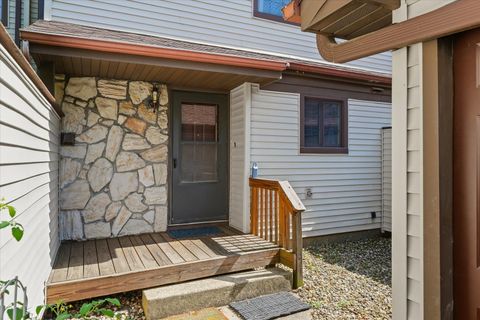 Tiny photo for 506 Spring Circle, Urbana, IL 61802 (MLS # 12481706)