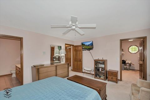 Tiny photo for 233 Goldenwood Court, Aurora, IL 60502 (MLS # 12630679)