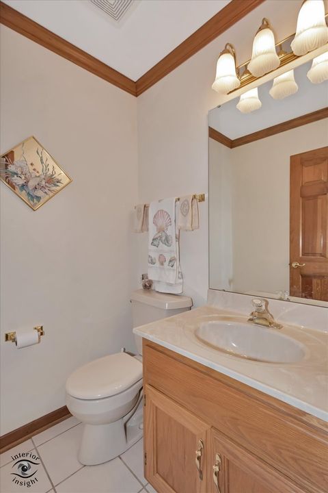 Tiny photo for 233 Goldenwood Court, Aurora, IL 60502 (MLS # 12630679)