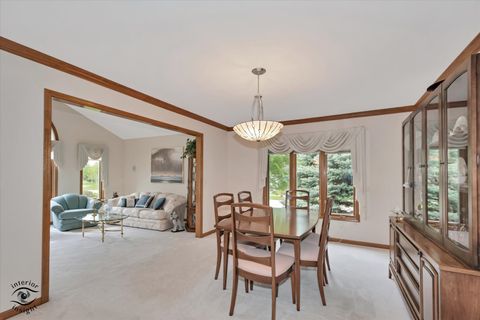 Tiny photo for 233 Goldenwood Court, Aurora, IL 60502 (MLS # 12630679)