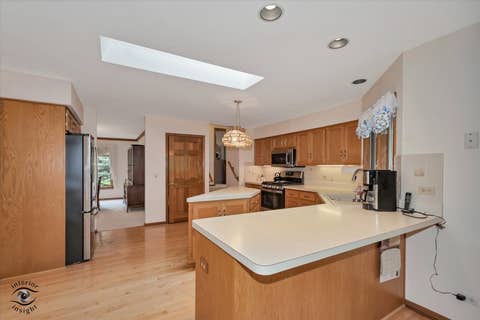 Tiny photo for 233 Goldenwood Court, Aurora, IL 60502 (MLS # 12630679)