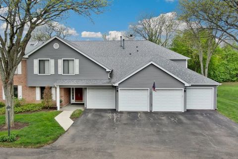 Photo of 0N024 Ambleside Drive #107, Winfield, IL 60190 (MLS # 12630735)