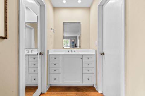 Tiny photo for 3142 Hemlock Lane, Northbrook, IL 60062 (MLS # 12620070)